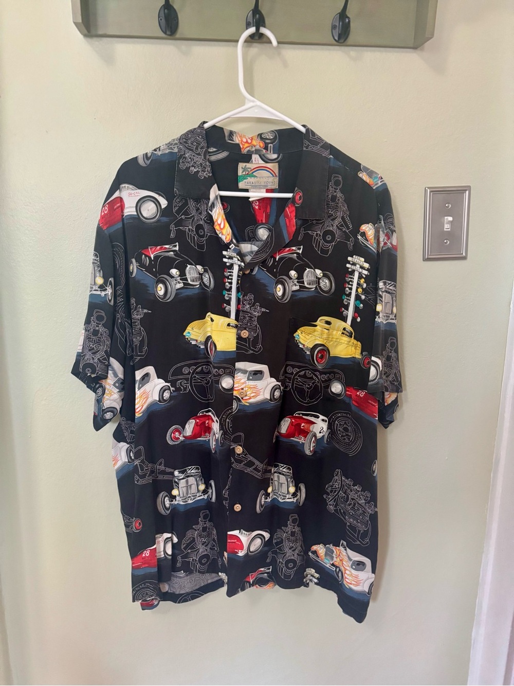Vintage Paradise Found Hot Rod Classic Cars Rayon Mens Shirt - XL.